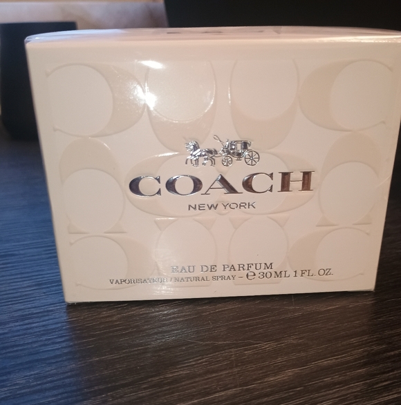Coach Women's New York Eau de Parfum 30ml in Cream Box 1.0 New - Picture 3 of 6